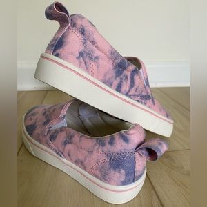 GIRLS *NEW* SLIP-ONS